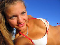 Blonde teen babe Mandy Dee